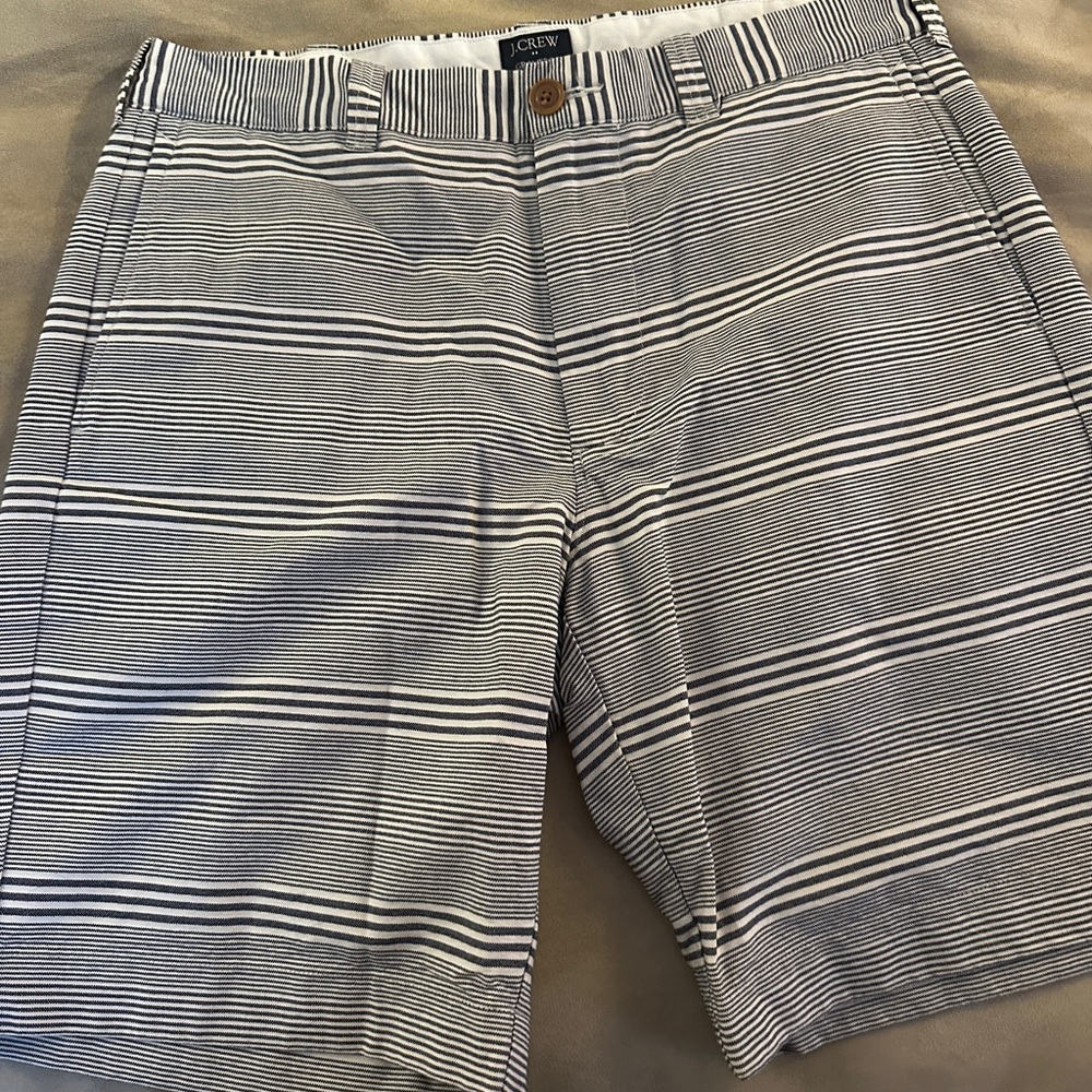 J. Crew Men's Navy Striped Gramercy Shorts Size 33